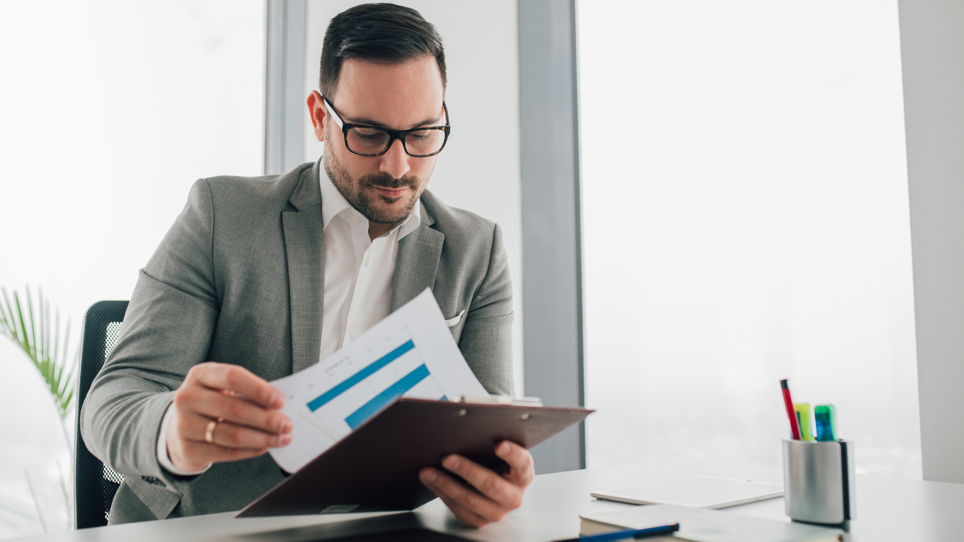 The Complete Guide to Finding Tenders in Australia and New Zealand